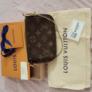 Louis Vuitton Mini Pochette